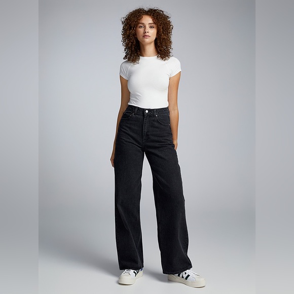 TWIK House Jeans - Picture 1 of 9